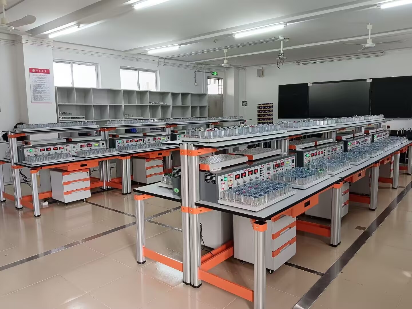 GCJY-22A电子电工技术实训装置